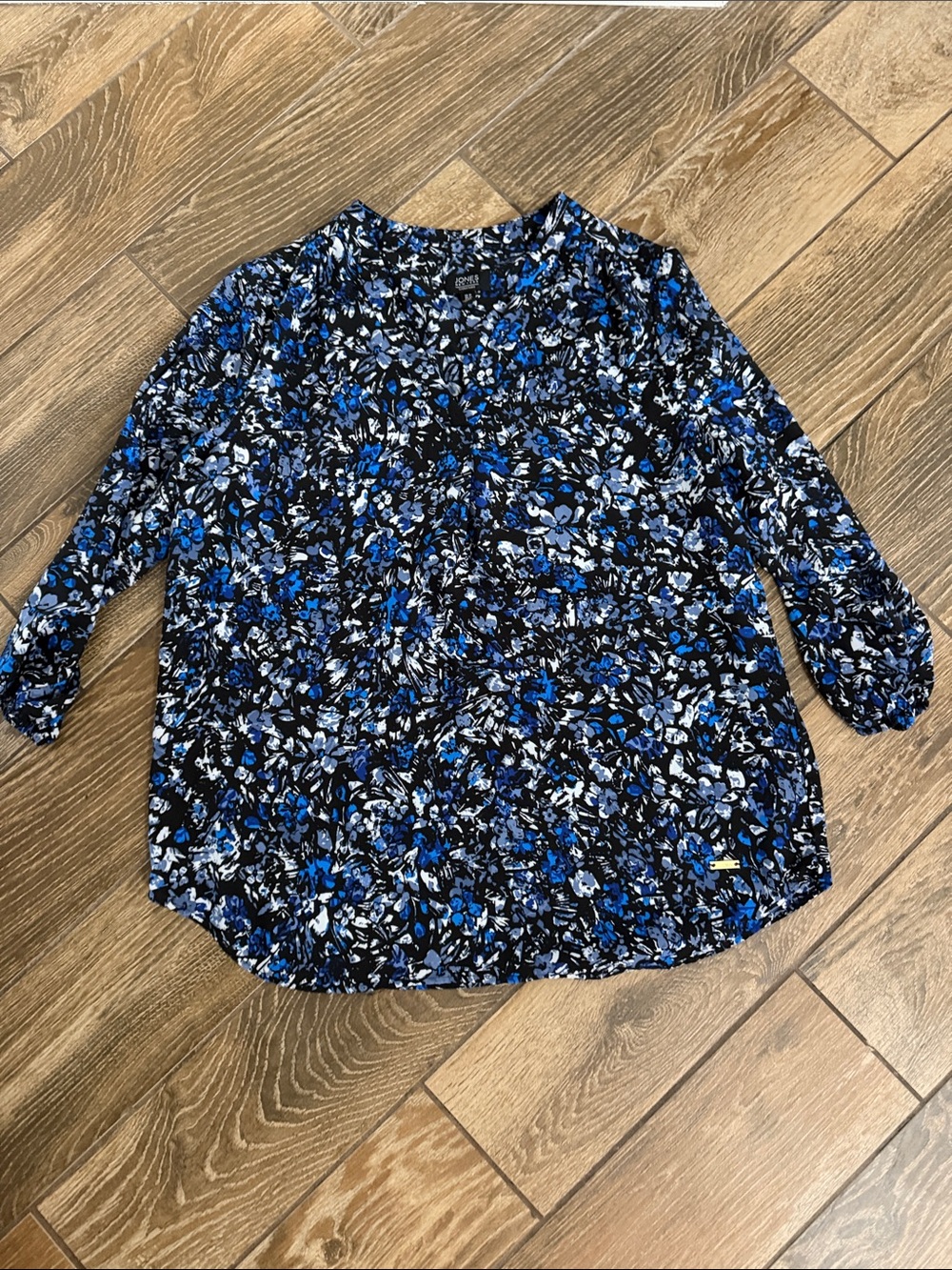 Jones New York Black & Blue Floral Blouse
